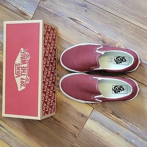 Vans classic slip on